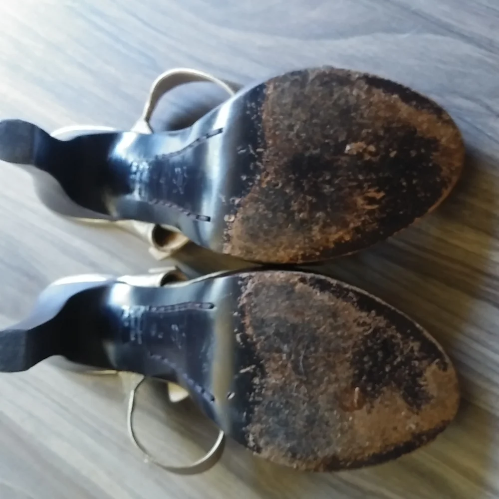 Mk leather heels